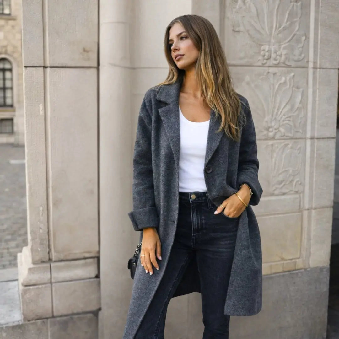 Stella™ | Elegant jakke med knapper Charlotte Odense