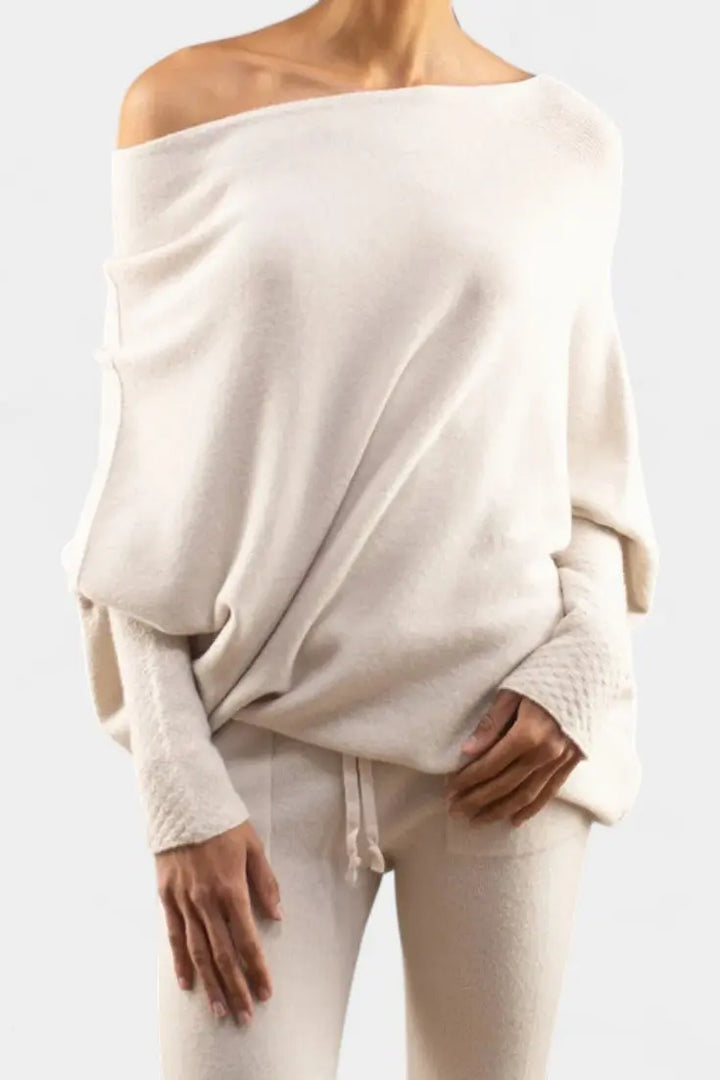 Andrea | Off-shoulder trøje Charlotte Odense