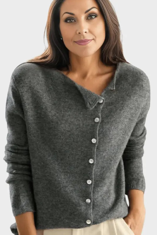 Maja | Tidløs cardigan Charlotte Odense