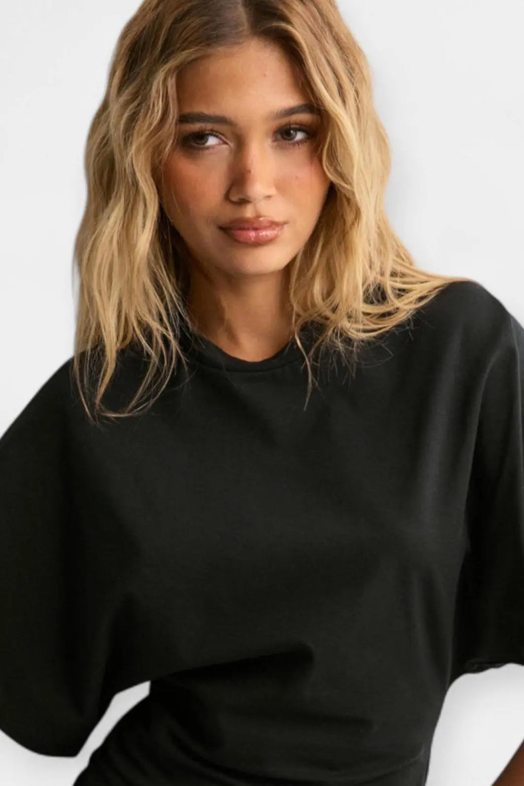 Sofia | Bredærmer T-shirt Charlotte Odense