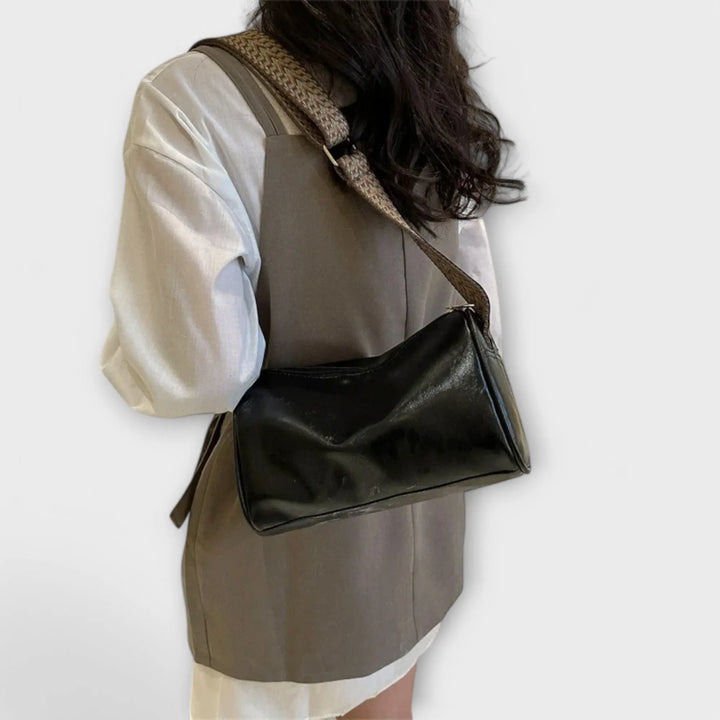 Tanja | Vintage skuldertaske Charlotte Odense