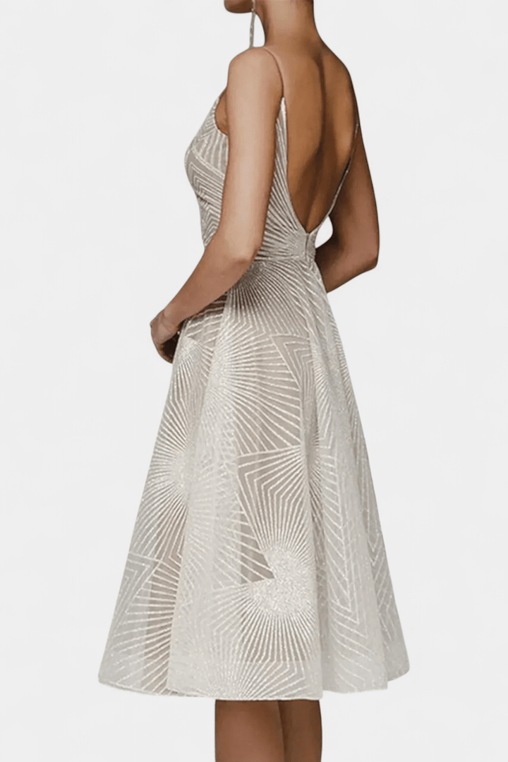 Trine | Broderet kjole Charlotte Odense