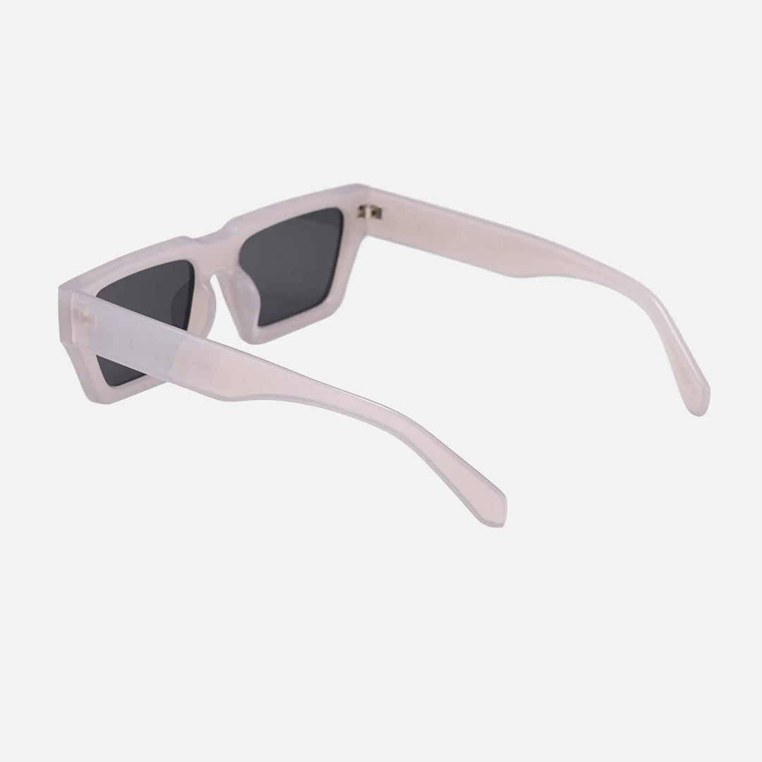 Viola | Unisex Solbriller Charlotte Odense