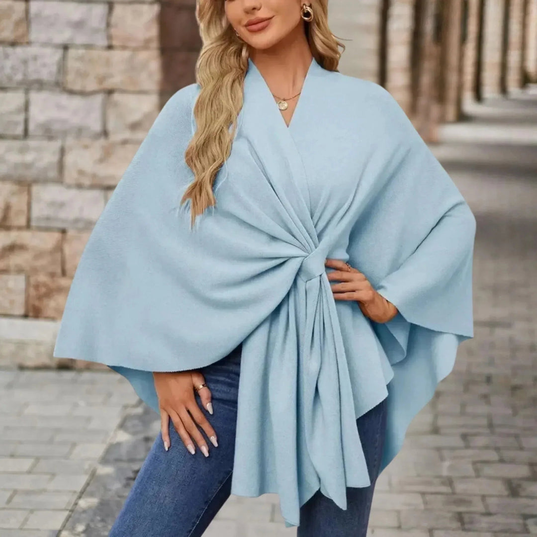 Yvette | Elegant Draperet Poncho Charlotte Odense